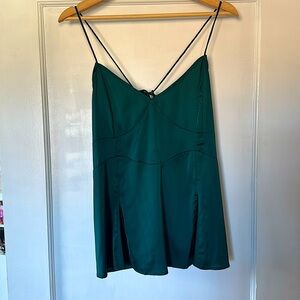 Aemi & Co Size M emerald green tie back cami